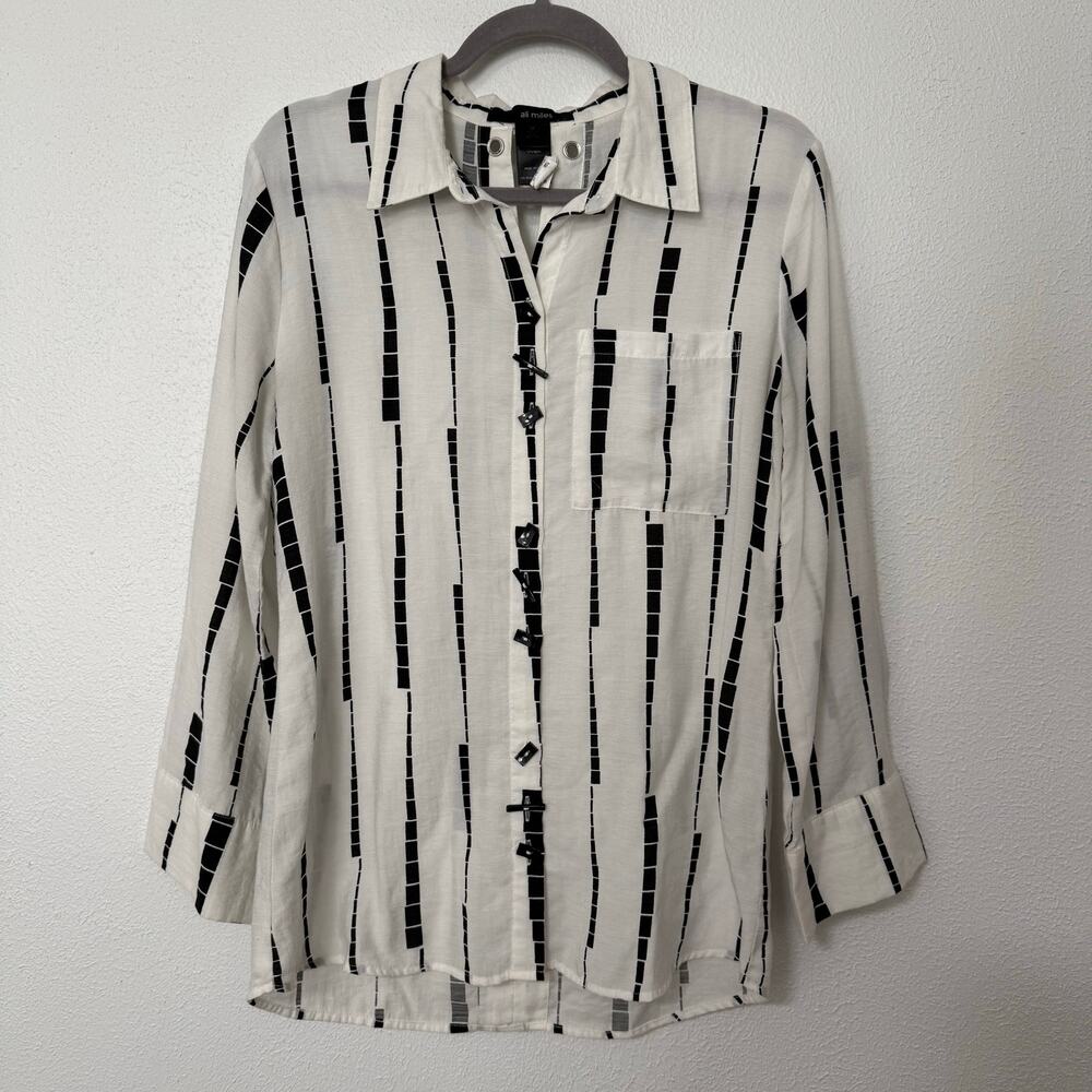 Ali Miles Women's Abstract Studded Long Sleeve Top Size Medium